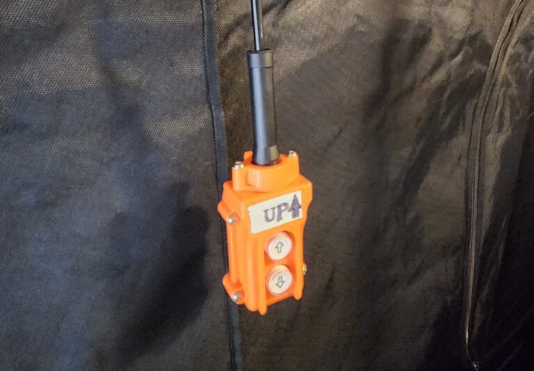 LightLifter control switch for raising and lowering grow lights
